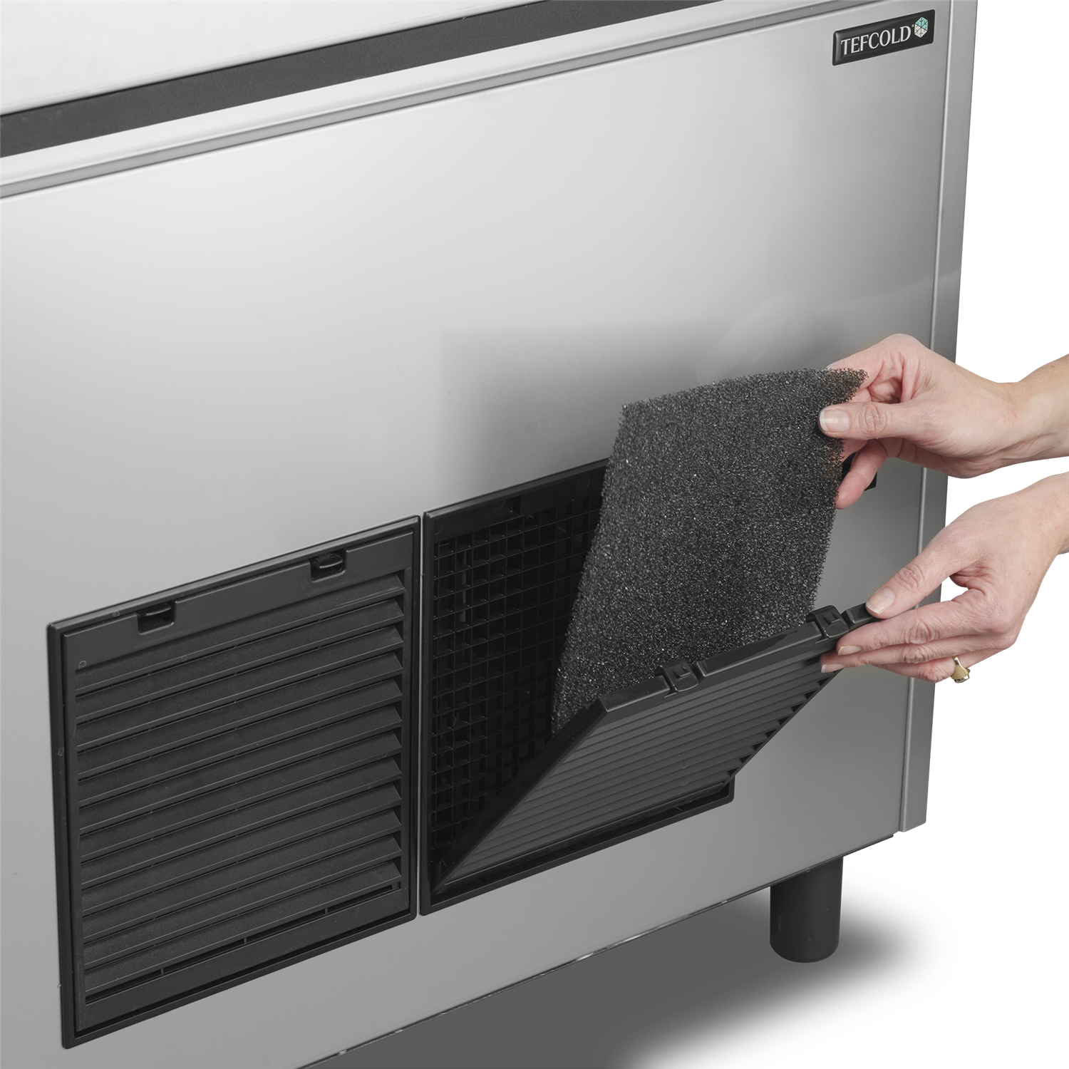 Simpe to clean condenser filters on TC85